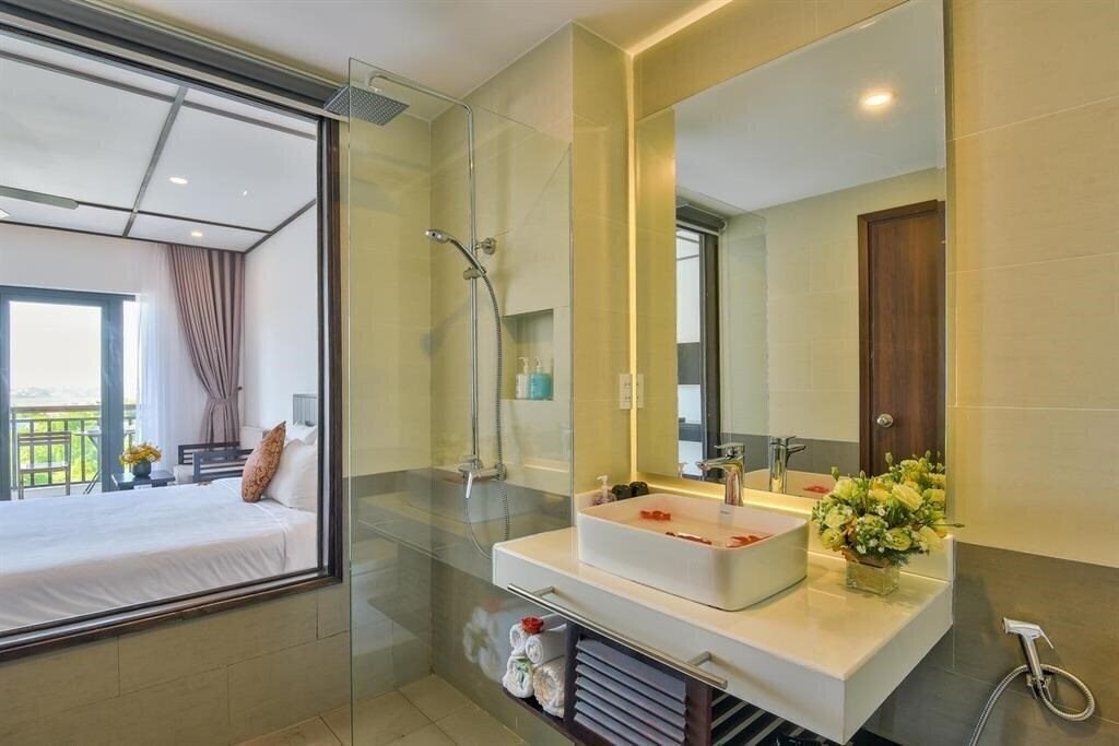 Територія White Lotus Hotel Hoian 4*